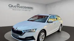 Weiß Gebraucht 2022 Skoda Octavia Ambition Kombi | 18.888 € (Guter Preis)