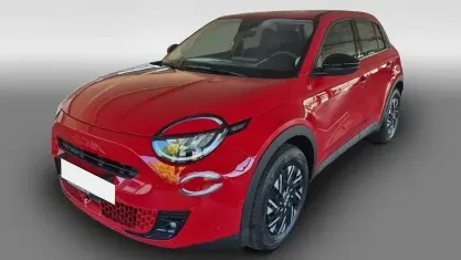 Gebraucht Fiat 600E 114 kW (156 PS) 2024 Rot SUV