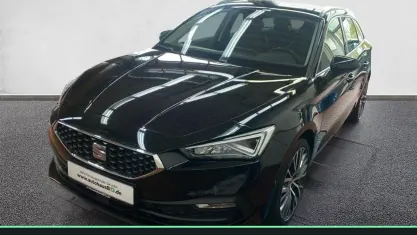 Gebraucht Seat Leon XCELLENCE 150 PS (110 kW) 2020 Mitternachtsschwarz Limousine