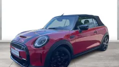 Rot Gebraucht 2022 Mini Cooper S Cabriolet Classic Cabrio | 28.890 € (Fairer Preis)