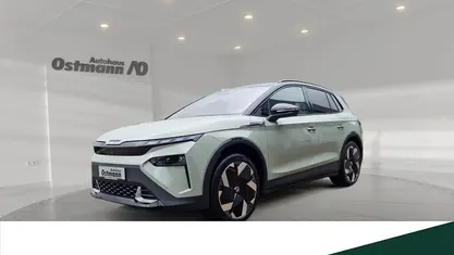 Gebraucht Skoda Elroq First Edition 210 kW (286 PS) 2025 Timiano green / black magic pe SUV