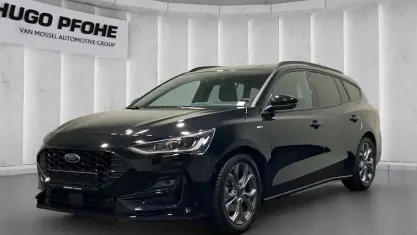 Gebraucht Ford Focus ST-Line X 155 PS (114 kW) 2024 Agate black metallic Kombi