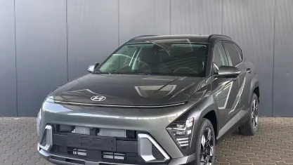 Neu Hyundai Kona Comfort 101 PS (74 kW) 2025 Amazon grey SUV