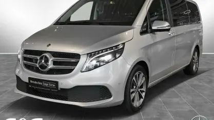 Usata Mercedes V300 Edition 237 CV (174 kW) 2023 Argento Monovolume