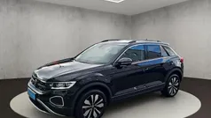 Deep black perleffekt Gebraucht 2024 VW T-Roc Goal SUV | 28.400 € (Guter Preis)