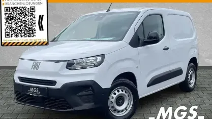 Gebraucht Fiat Doblò 101 PS (74 kW) 2025 Gelato weiß Van / Kleinbus