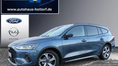 Chromablau metallic Gebraucht 2024 Ford Focus Active X Kombi | 25.879 € (Fairer Preis)