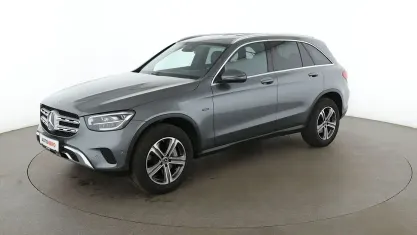 Gebraucht Mercedes GLC300e 122 PS (89 kW) 2021 Grau SUV