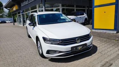 Gebraucht VW Passat Business 200 PS (147 kW) 2020 Weiss Kombi