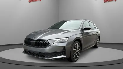 Neu Skoda Octavia SportLine 150 PS (110 kW) 2025 Schwarzmagic perleffekt Kombi