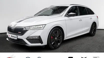 Weiß Gebraucht 2021 Skoda Octavia RS Kombi | 27.600 € (Fairer Preis)