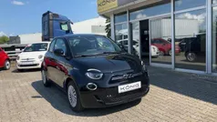 Schwarz Gebraucht 2025 Fiat 500e Red Limousine | 26.689 € (Fairer Preis)