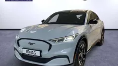 Weiss Gebraucht 2022 Ford Mustang Mach-E SUV | 29.890 € (Superpreis)