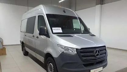 Używany Mercedes Sprinter 143 KM (105 kW) 2020 Srebrny Van