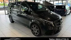 Graphitgrau Gebraucht 2023 Mercedes V300 AMG Van / Kleinbus | 67.444 € (Fairer Preis)