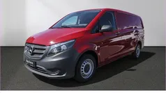 Rot Gebraucht 2021 Mercedes Vito Van / Kleinbus | 20.171 € (Guter Preis)