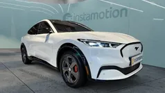 Weiß Gebraucht 2022 Ford Mustang Mach-E SUV | 41.779 € (Fairer Preis)