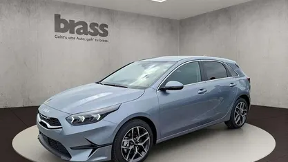 Lunarsilber met. Neu 2025 Kia Ceed Style Kleinwagen | 23.980 € (Guter Preis)