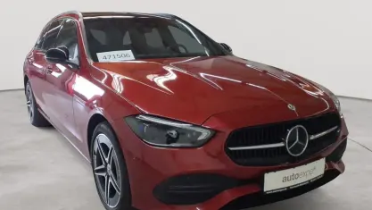 Gebraucht Mercedes C300e Avantgarde 204 PS (150 kW) 2023 Manufaktur patagonienrot bright Kombi