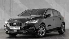 Agate black metallic Neu 2025 Ford Focus ST-Line Limousine | 27.950 € (Fairer Preis)