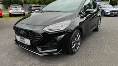 Schwarz (obsidianschwarz) Gebraucht 2023 Ford Fiesta ST-Line Kleinwagen | 20.907 € (Fairer Preis)