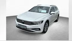 Oryxwhite perlmutteffekt Gebraucht 2022 VW Passat Business Kombi | 26.450 € (Fairer Preis)