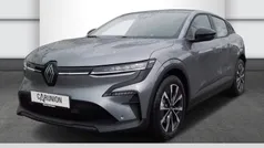 Grau Gebraucht 2022 Renault Mégane Evolution Kleinwagen | 32.300 € (Fairer Preis)