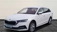 Weiß Gebraucht 2024 Skoda Octavia Style Kombi | 33.880 € (Fairer Preis)