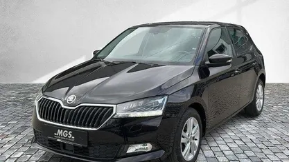 Gebraucht Skoda Fabia Style 95 PS (69 kW) 2019 Schwarzmagic perleffekt Limousine