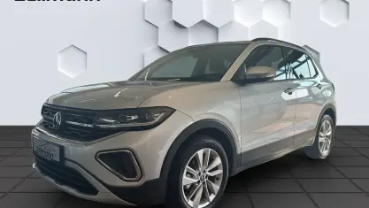 Gebraucht VW T-Cross Life 150 PS (110 kW) 2026 Silber SUV