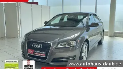 Occasion Audi A3 Ambiente 125 ch (91 kW) 2011 Gris Citadine