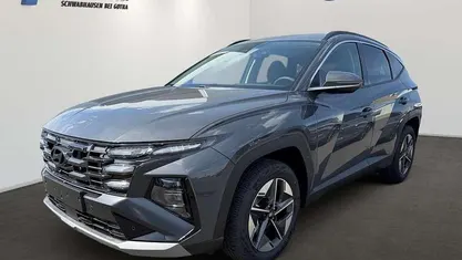 Gebraucht Hyundai Tucson Trend 218 PS (160 kW) 2024 Ecotronic grey SUV