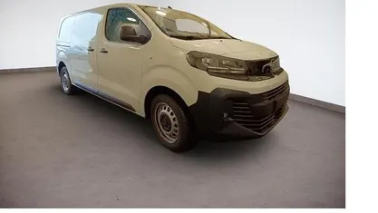 Gebraucht Opel Vivaro 144 PS (105 kW) 2024 Andere Van / Kleinbus