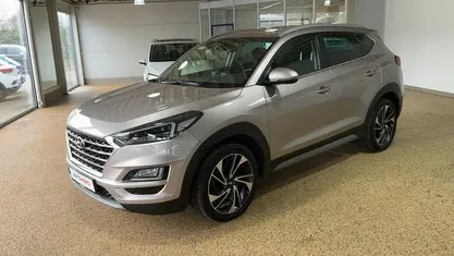 Grau Gebraucht 2018 Hyundai Tucson Style SUV | 19.080 € (Fairer Preis)