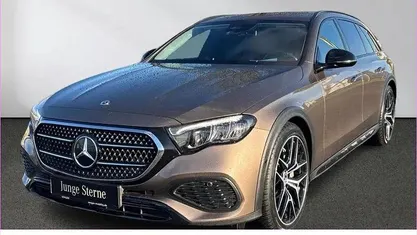 Gebraucht Mercedes E300 197 PS (144 kW) 2024 Kombi