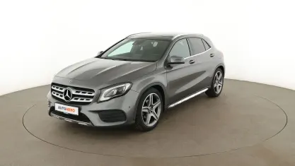 Gebraucht Mercedes GLA200 AMG line 156 PS (114 kW) 2020 Grau SUV