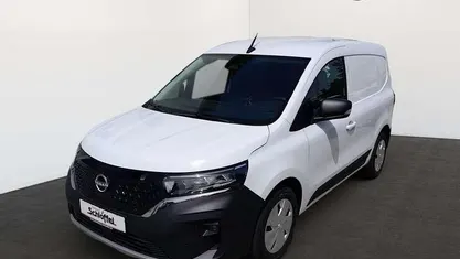 Mineral white Gebraucht 2023 Nissan Townstar N-Connecta Van | 29.990 €