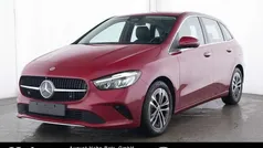 Manufaktur lack manufaktur pat Gebraucht 2024 Mercedes B200 Progressive Van / Kleinbus | 34.950 € (Fairer Preis)