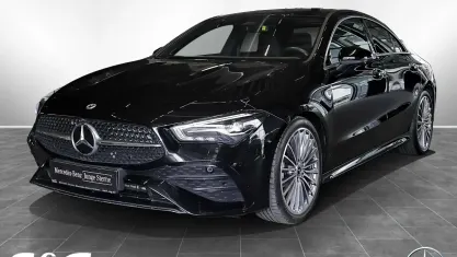 Gebraucht Mercedes CLA180 AMG 136 PS (100 kW) 2025 Metalliclack kosmosschwarz Limousine