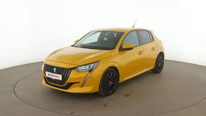 Gebraucht Peugeot 208 Allure 101 PS (74 kW) 2021 Gelb Kleinwagen