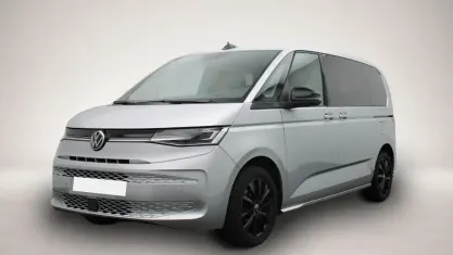 Gebraucht VW Multivan Life 150 PS (110 kW) 2024 Silber Van / Kleinbus