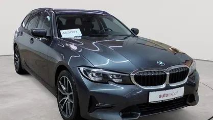 Mineralgrau metallic Gebraucht 2020 BMW 318 Sport Line Kombi | 20.590 € (Fairer Preis)