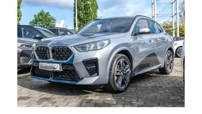 Gebraucht BMW X2 M Sport 150 PS (110 kW) 2025 Grau SUV