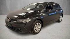 Deep black perleffekt Gebraucht 2024 VW Polo Life Limousine | 20.790 € (Guter Preis)