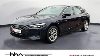 Gebraucht Audi A5 Sport 150 PS (110 kW) 2025 Firmamentblau metallic Coupé