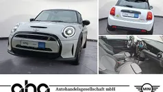 Weiß Gebraucht 2023 Mini Cooper SE Classic Kleinwagen | 18.760 € (Guter Preis)