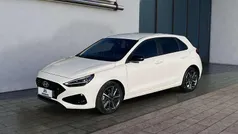 Serenity white Gebraucht 2024 Hyundai i30 Advantage Limousine | 22.222 € (Fairer Preis)