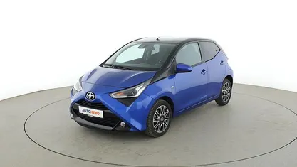 Gebraucht Toyota Aygo X-clusiv 72 PS (52 kW) 2019 Blau Kleinwagen