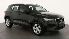 Onyx black metallic Neu 2025 Volvo XC40 Core SUV | 38.995 € (Superpreis)