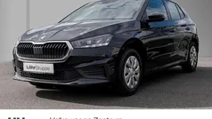 Schwarzmagic perleffekt Gebraucht 2022 Skoda Fabia Business Line Kleinwagen | 14.480 € (Fairer Preis)
